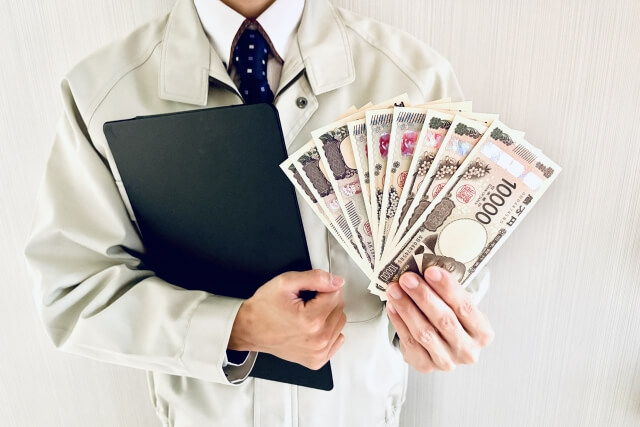 工場勤務の給与が高い理由について